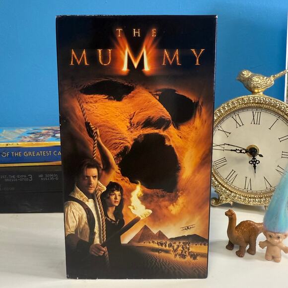 The Mummy VHS 1999 Brendan Fraser Universal Pictures Adventure Classic - Picture 1 of 3